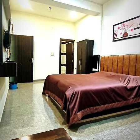 Hotel Mahaveer Chanderi Экстерьер фото